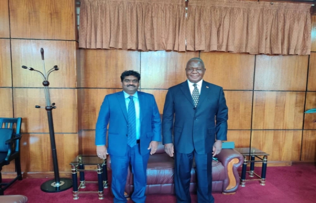 HIGH COMMISSIONER MEETS MINISTER OF FINANCE